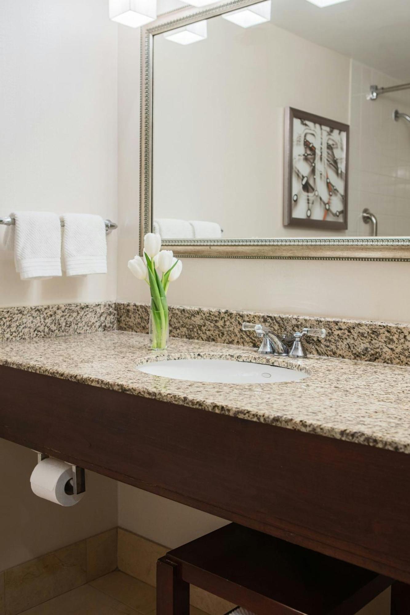 Renaissance Newark Airport Hotel Elizabeth Buitenkant foto